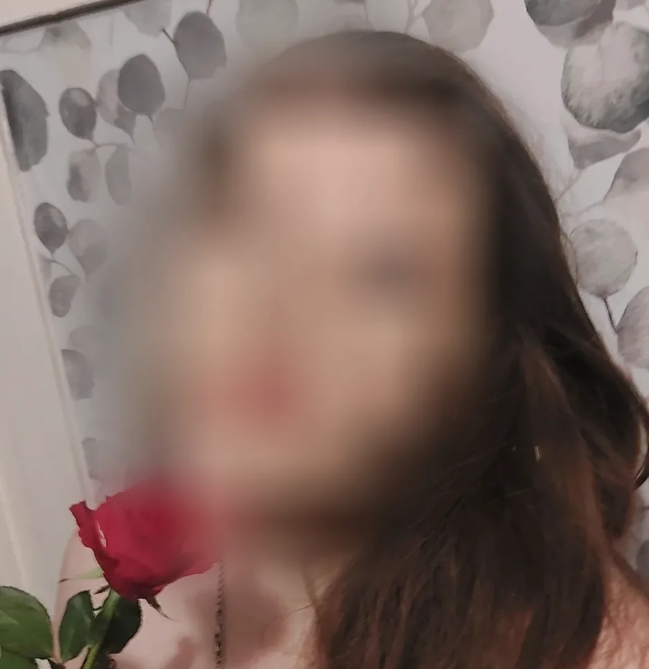 Macarena, 27 años